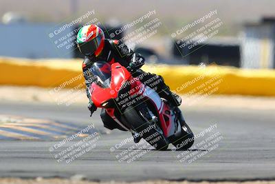 media/Mar-28-2022-Superbike Trackdays (Mon) [[b8603d0f67]]/Novice Group (1130am-12pm)/Turn 2/